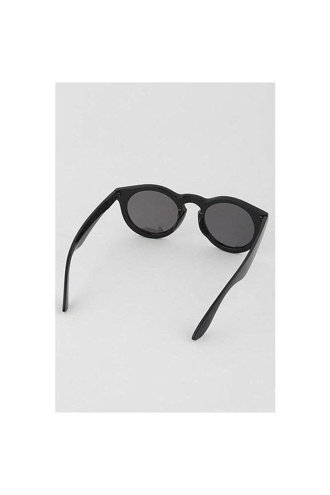 Bold Frame Round Sunglasses
